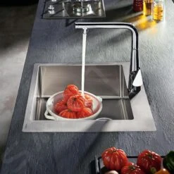 Hansgrohe Abwäschen - Einbauspülbecken S711-F450, Edelstahl 43301800 -Hansgrohe Verkaufsgeschäft 956aa090e4d80bc3309eb4bb